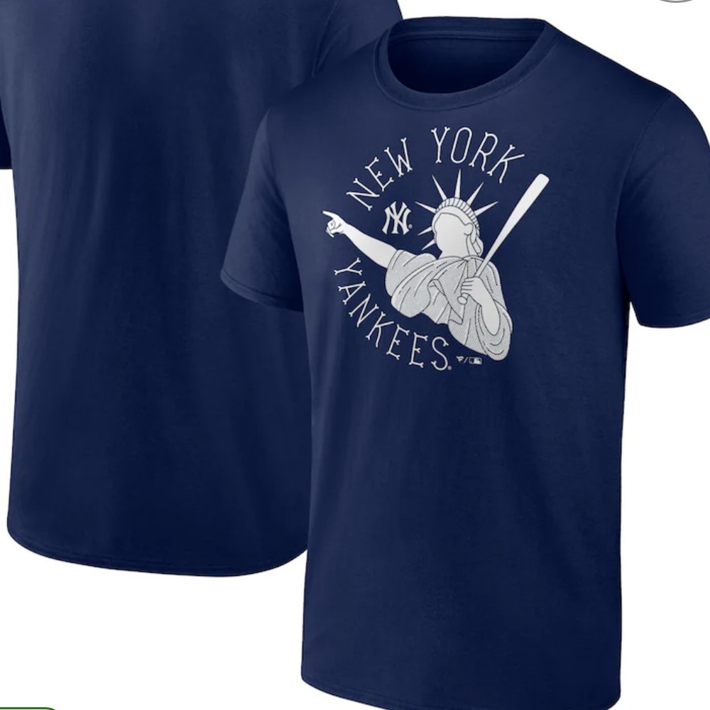 New York Yankees Statue of Liberty t-shirt adult small